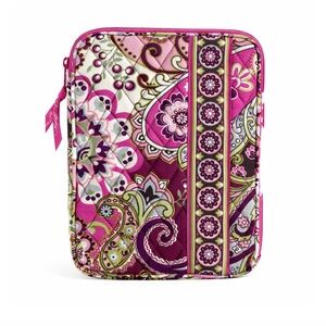 Vera Bradley “Very Berry” Quilted iPad Mini / E-Reader Sleeve NWOT